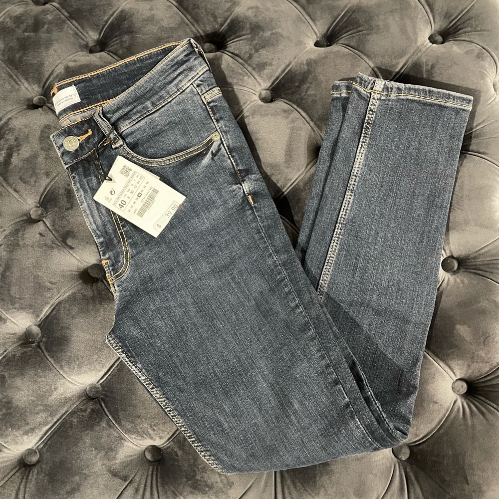 Zara Jeans